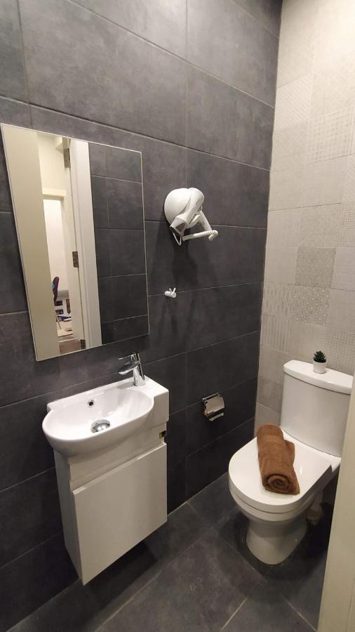 Cosy Albert'S Seaside Suites Сліма Екстер'єр фото